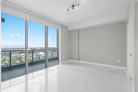 Снять в аренду кондоминиум в Майами, Флорида 2 спальни, 118.08м2, № 1938679 - фото 9