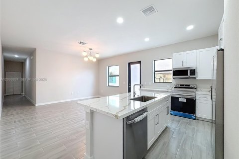 Casa en alquiler en Oakland Park, Florida, 3 dormitorios № 2078062 - foto 10