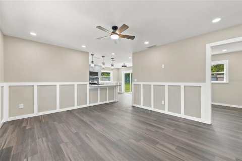 Villa ou maison à vendre à Lakeland, Floride: 4 chambres, 108.79 m2 № 2389224 - photo 4