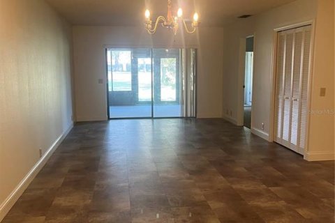 Condo in Winter Haven, Florida, 2 bedrooms  № 1551067 - photo 19