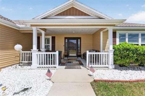 Casa en Oxford, Florida 3 dormitorios, 147.34 m2 № 2138594