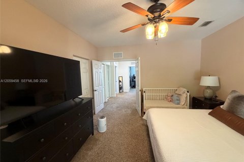 Townhouse in Homestead, Florida 3 bedrooms, 176.98 sq.m. № 2158069 - photo 24