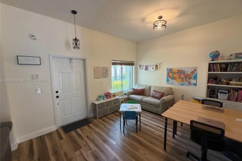 Townhouse in Homestead, Florida 3 bedrooms, 176.98 sq.m. № 2158069 - photo 9
