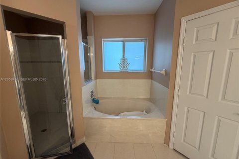 Townhouse in Homestead, Florida 3 bedrooms, 176.98 sq.m. № 2158069 - photo 28