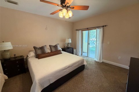 Townhouse in Homestead, Florida 3 bedrooms, 176.98 sq.m. № 2158069 - photo 25