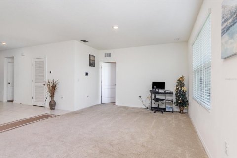 House in Lake Alfred, Florida 4 bedrooms, 137.96 sq.m. № 1884246 - photo 7