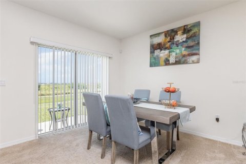 House in Lake Alfred, Florida 4 bedrooms, 137.96 sq.m. № 1884246 - photo 8