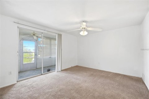 Copropriété à louer à New Port Richey, Floride: 1 chambre, 57.97 m2 № 2092909 - photo 10
