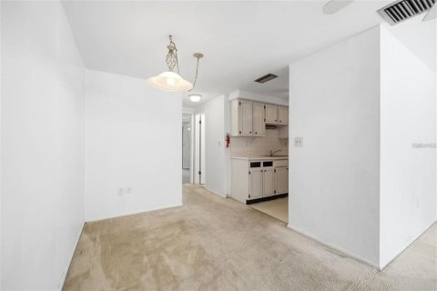 Copropriété à louer à New Port Richey, Floride: 1 chambre, 57.97 m2 № 2092909 - photo 7