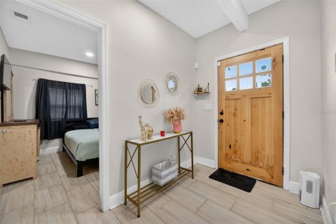 House in Tampa, Florida 3 bedrooms, 88.91 sq.m. № 1886743 - photo 3
