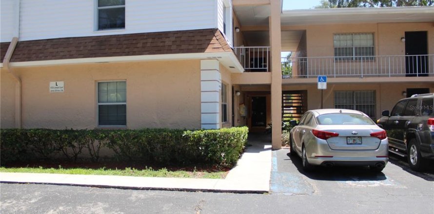 Condominio en Tampa, Florida, 2 dormitorios № 1669893
