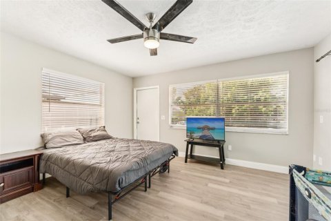 Villa ou maison à vendre à Cape Coral, Floride: 4 chambres, 155.33 m2 № 1747239 - photo 23