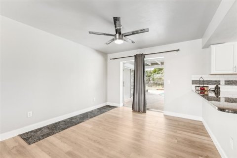 Villa ou maison à vendre à Cape Coral, Floride: 4 chambres, 155.33 m2 № 1747239 - photo 14