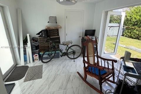 Снять в аренду виллу или дом в Майами, Флорида 1 спальня, 120.03м2, № 2027904 - фото 18