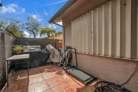 Купить виллу или дом в Санрайз, Флорида 2 спальни, 88.63м2, № 1982740 - фото 23