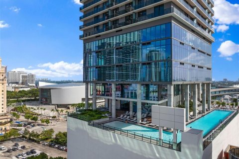 Купить кондоминиум в Майами, Флорида 39.95м2, № 1955309 - фото 3