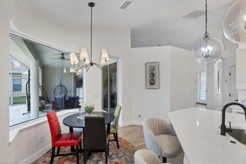 House in Sarasota, Florida 4 bedrooms, 208.57 sq.m. № 1826710 - photo 16