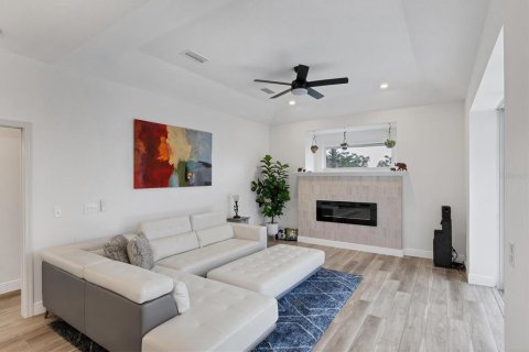 House in Sarasota, Florida 4 bedrooms, 208.57 sq.m. № 1826710 - photo 17