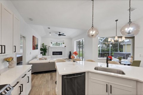 House in Sarasota, Florida 4 bedrooms, 208.57 sq.m. № 1826710 - photo 14
