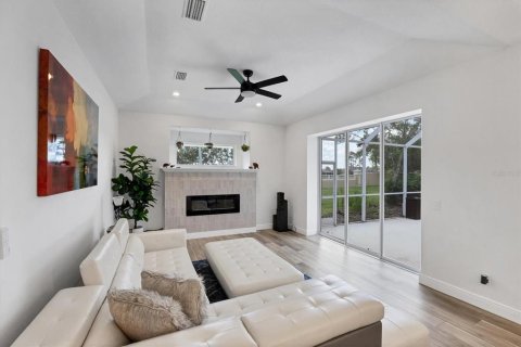 House in Sarasota, Florida 4 bedrooms, 208.57 sq.m. № 1826710 - photo 18