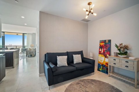 Condo in Miami, Florida, 3 bedrooms  № 2074376 - photo 13