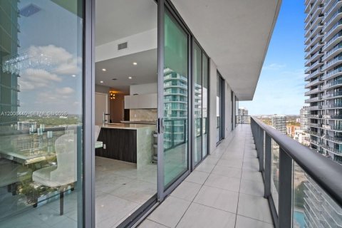 Condo in Miami, Florida, 3 bedrooms  № 2074376 - photo 11