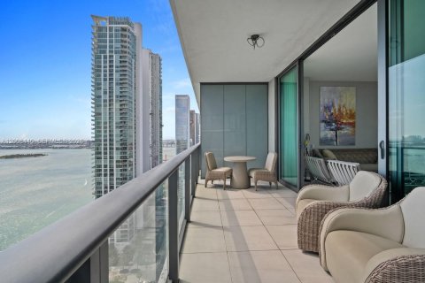 Condo in Miami, Florida, 3 bedrooms  № 2074376 - photo 9