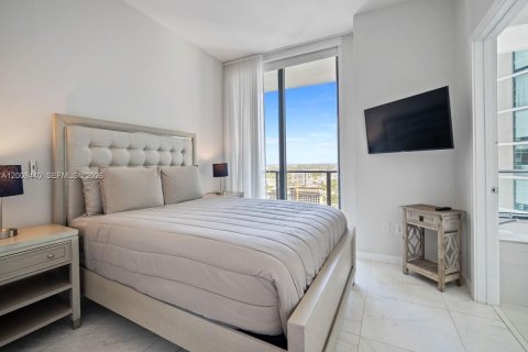 Condo in Miami, Florida, 3 bedrooms  № 2074376 - photo 20