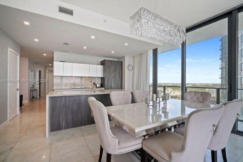 Condo in Miami, Florida, 3 bedrooms  № 2074376 - photo 8