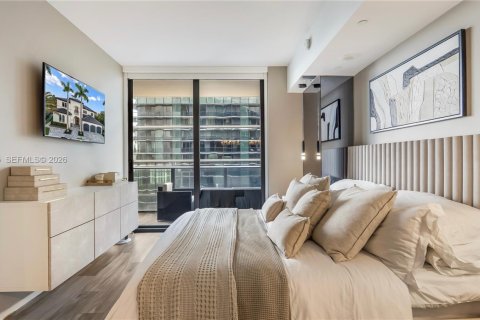 Condominio en venta en Miami, Florida, 1 dormitorio, 80.45 m2 № 2081241 - foto 4