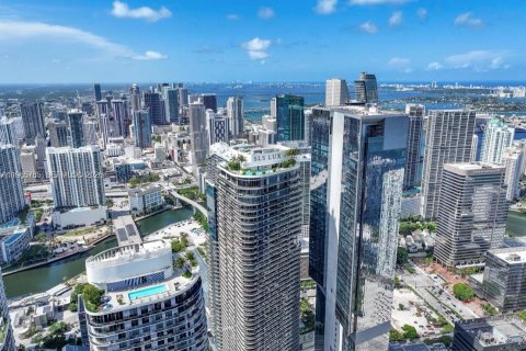 Condominio en venta en Miami, Florida, 1 dormitorio, 80.45 m2 № 2081241 - foto 29