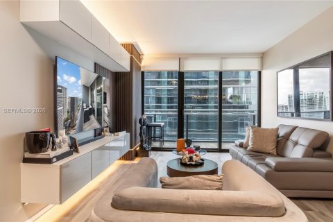 Condominio en venta en Miami, Florida, 1 dormitorio, 80.45 m2 № 2081241 - foto 13