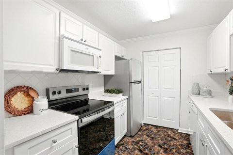 Villa ou maison à vendre à Largo, Floride: 2 chambres, 103.12 m2 № 2209147 - photo 20