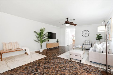 Villa ou maison à vendre à Largo, Floride: 2 chambres, 103.12 m2 № 2209147 - photo 9