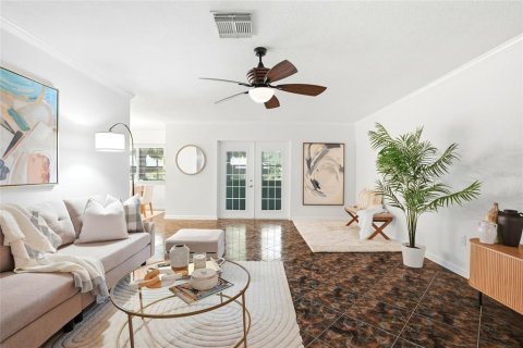 Villa ou maison à vendre à Largo, Floride: 2 chambres, 103.12 m2 № 2209147 - photo 5
