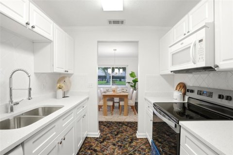 Villa ou maison à vendre à Largo, Floride: 2 chambres, 103.12 m2 № 2209147 - photo 21