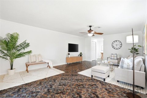 Villa ou maison à vendre à Largo, Floride: 2 chambres, 103.12 m2 № 2209147 - photo 12