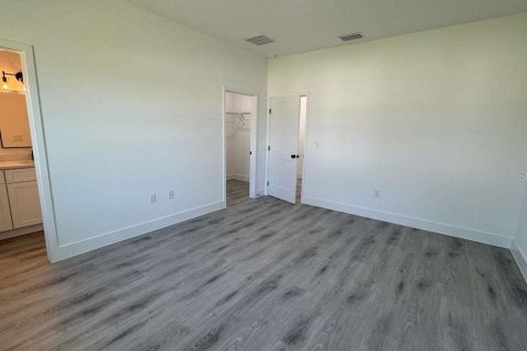 House in Ocala, Florida 4 bedrooms, 164.81 sq.m. № 2211893 - photo 12