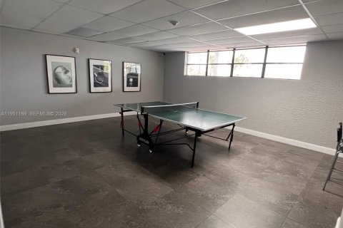 Снять в аренду кондоминиум в Халландейл-Бич, Флорида 2 спальни, 99.87м2, № 2006187 - фото 27