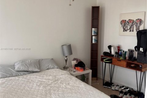 Снять в аренду кондоминиум в Халландейл-Бич, Флорида 2 спальни, 99.87м2, № 2006187 - фото 11