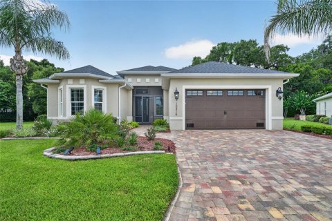 House in Oxford, Florida 3 bedrooms, 216.09 sq.m. № 2223396