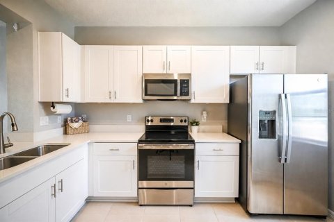 Touwnhouse à vendre à Palmetto, Floride: 2 chambres, 104.05 m2 № 2313099 - photo 5