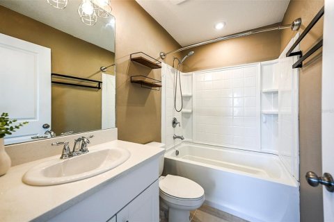 Touwnhouse à vendre à Palmetto, Floride: 2 chambres, 104.05 m2 № 2313099 - photo 19