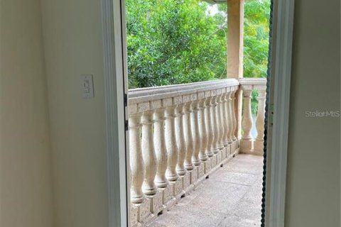 Townhouse in Winter Park, Florida 3 bedrooms, 157.93 sq.m. № 2122994 - photo 25