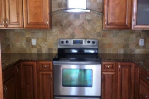 Townhouse in Winter Park, Florida 3 bedrooms, 157.93 sq.m. № 2122994 - photo 4