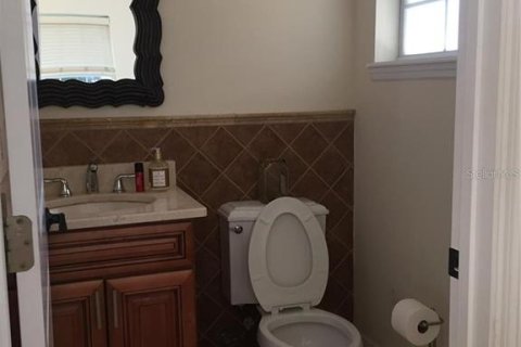 Townhouse in Winter Park, Florida 3 bedrooms, 157.93 sq.m. № 2122994 - photo 7