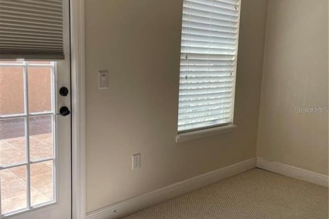Townhouse in Winter Park, Florida 3 bedrooms, 157.93 sq.m. № 2122994 - photo 30