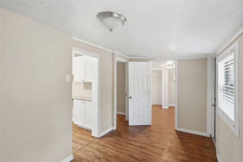 Casa en venta en Fruitland Park, Florida, 2 dormitorios, 65.4 m2 № 2223122 - foto 17