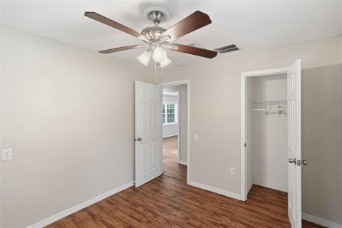 Casa en venta en Fruitland Park, Florida, 2 dormitorios, 65.4 m2 № 2223122 - foto 9