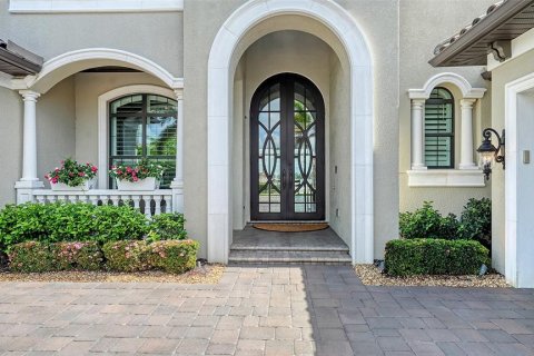 Villa ou maison à vendre à Lakewood Ranch, Floride: 4 chambres, 400.32 m2 № 1792252 - photo 16